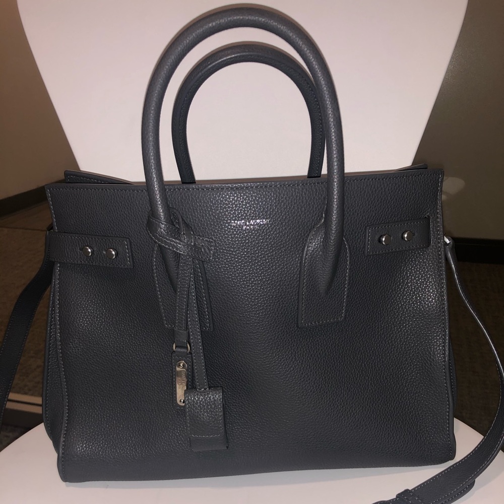 SOLD ❌ AUTHENTIC SAINT LAURENT SAC DE JOUR